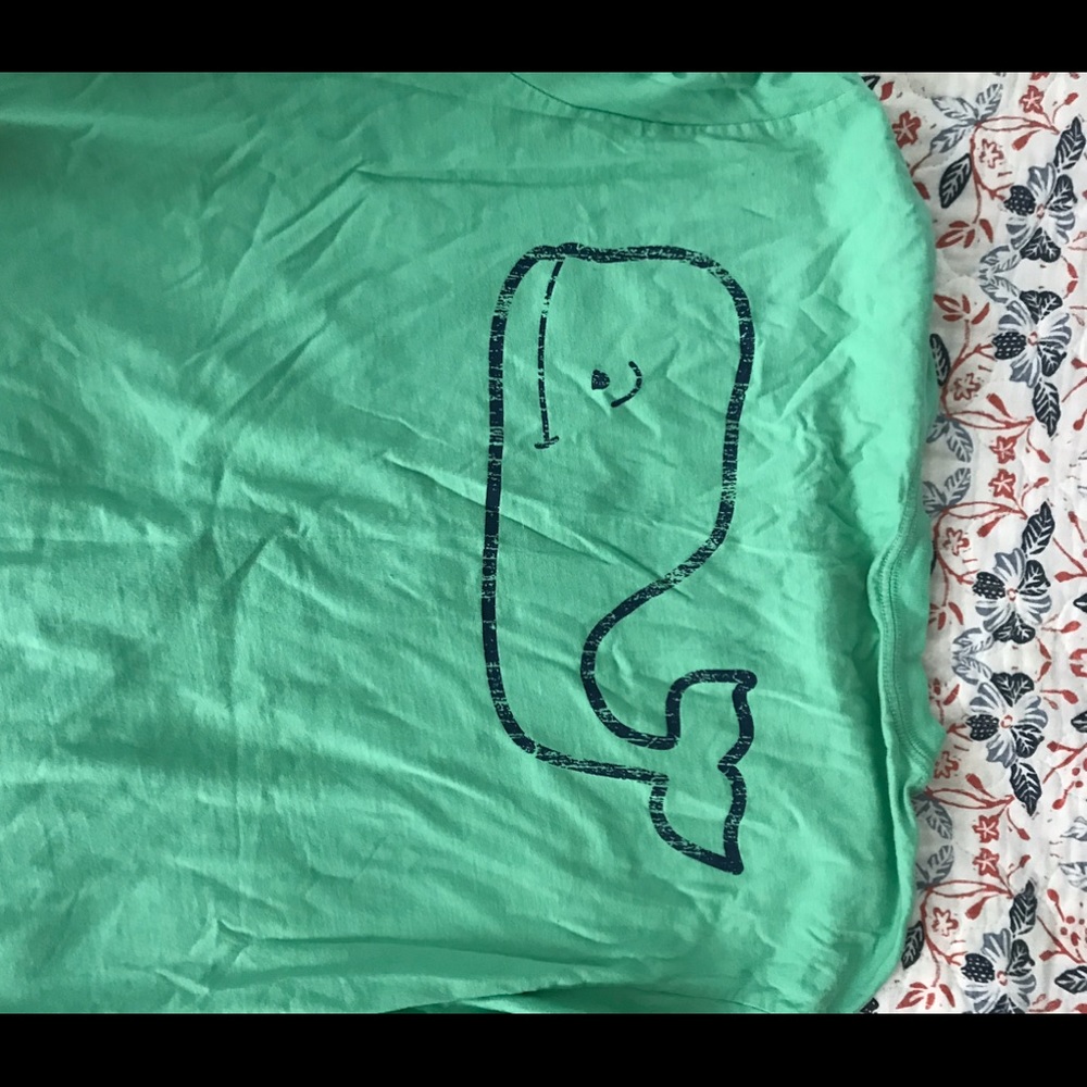 Vineyard Vines Long-Sleeve Whale Print Tee